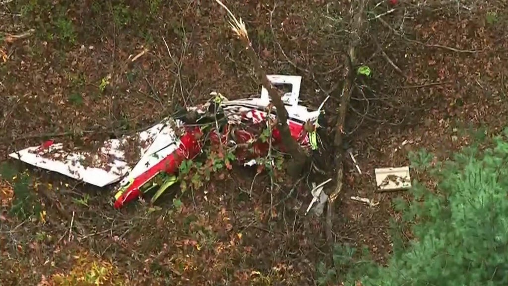 Community mourns pilot among 6 dead in Wisconsin plane crash — WCCO / CBS Minnesota, Hopkins Dining news