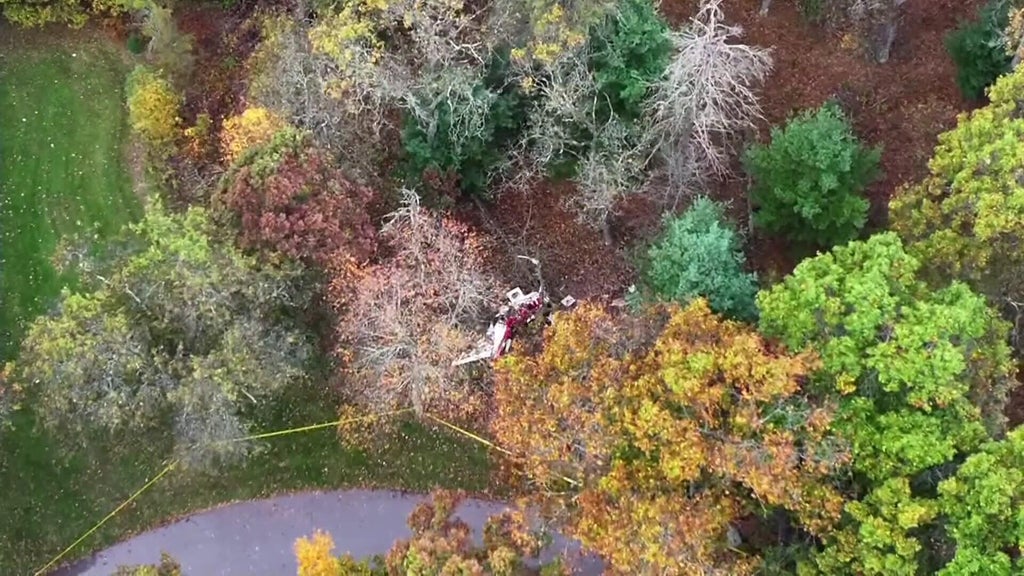 Grandmother, daughters and grandson were among 6 victims in Wisconsin Dells plane crash — WCCO / CBS Minnesota, Hopkins Dining news