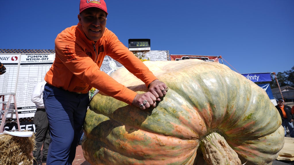 Anoka County pumpkin grower wins California title for 5th time in 7 years — WCCO / CBS Minnesota, Hopkins Arts news