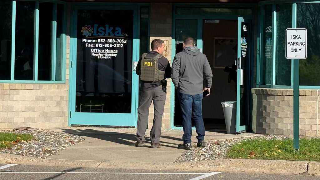 Federal law enforcement officers in Twin Cities Thursday for "court-authorized investigative activity," FBI says — Hopkins Business news