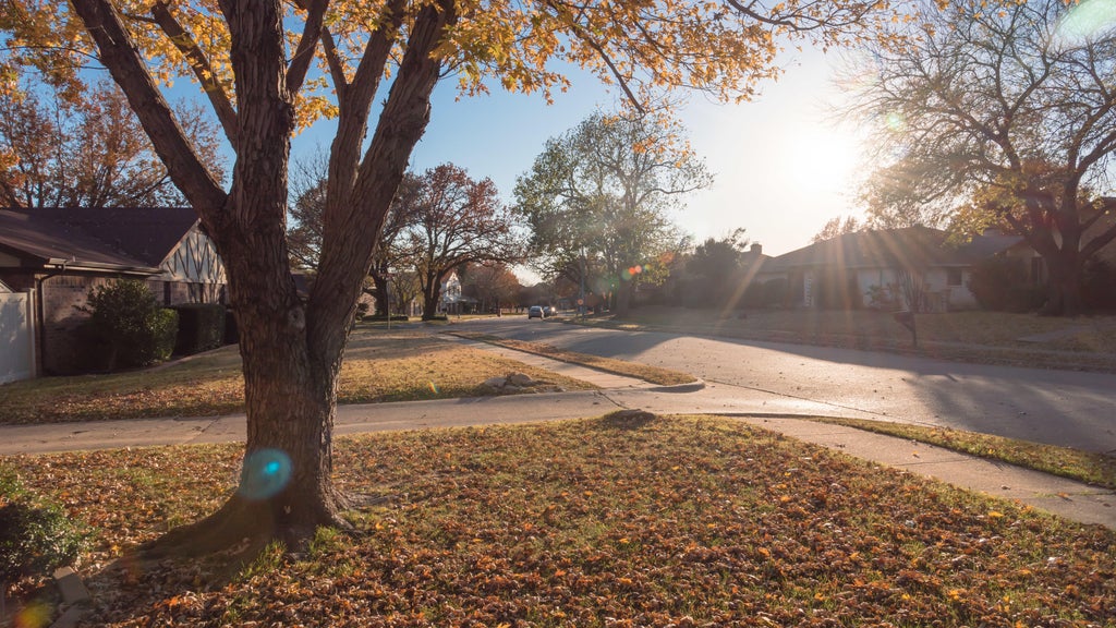 Warm, dry stretch continues Monday in the Twin Cities — WCCO / CBS Minnesota, Hopkins Community news