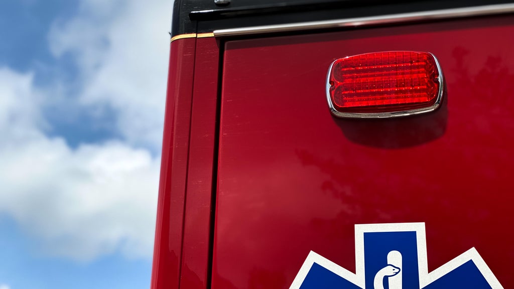 Man, 42, fatally struck by combine in southern Minnesota — WCCO / CBS Minnesota, Hopkins Health news