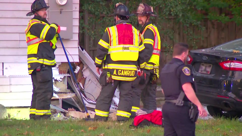 Man blew through Bloomington stop sign, hit car, which then struck home, police say — WCCO / CBS Minnesota, Hopkins Community news