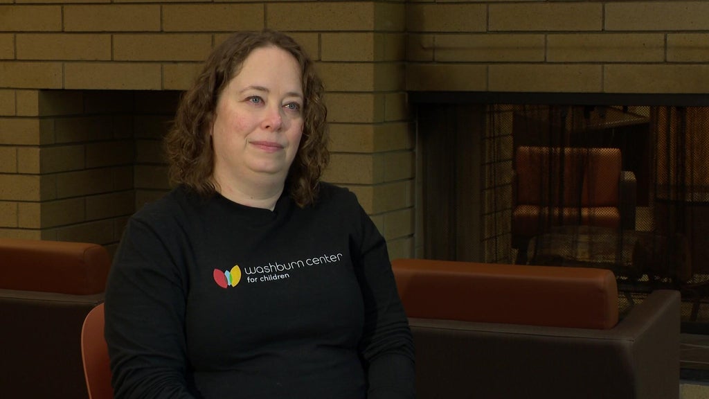 Expert shares tips on how to talk with children about traumatic events — WCCO / CBS Minnesota, Hopkins Health news