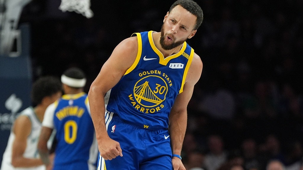 Curry scores 44 points as the Warriors hold on to beat the Timberwolves 119-114 — Hopkins Sports news