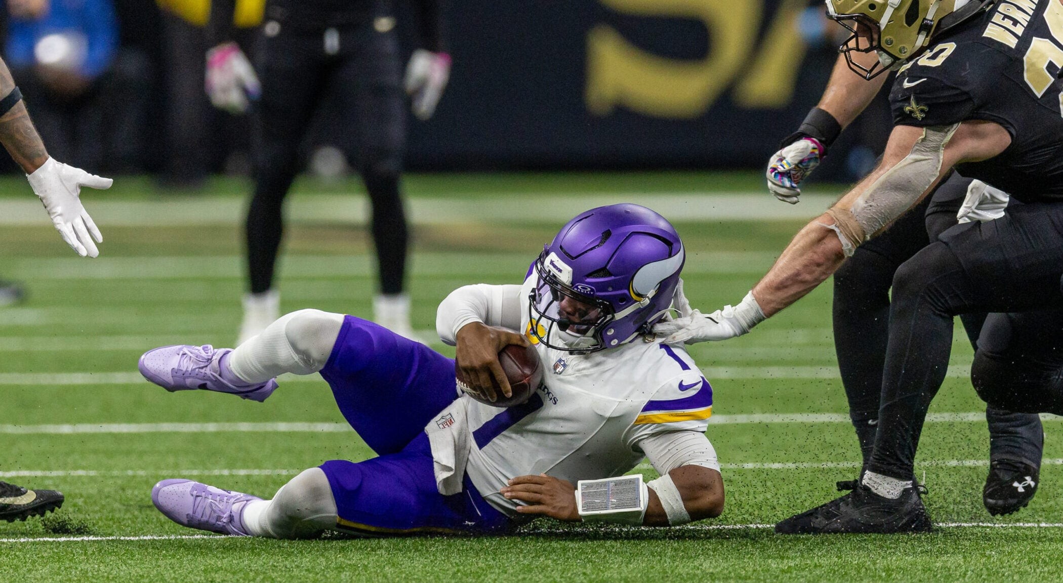Kyler Murray Needs to Stop Sliding Before He Gets Hurt Again — Minnesota Sports Fan, Hopkins Sports news
