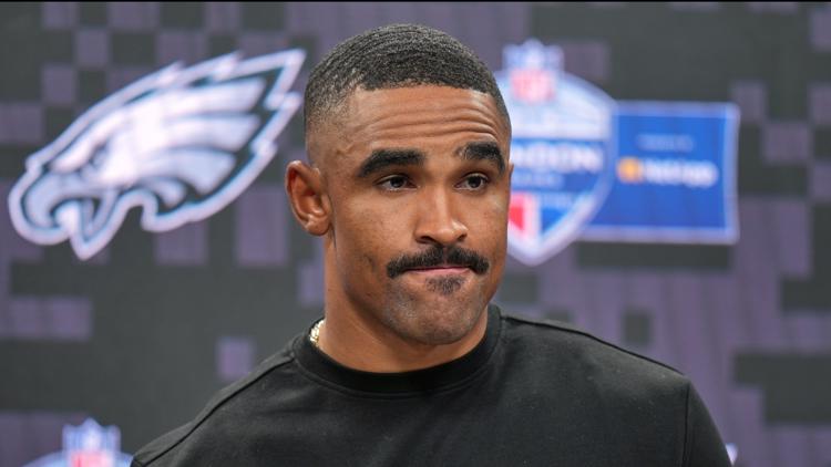 Eagles QB Jalen Hurts sidelined indefinitely with blood clots that could cost him the season — KARE 11 Sports, Hopkins Sports news