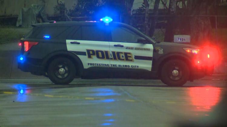 Driver arrested on DWI charge after running red light and crashing into car, police say — KENS 5 (San Antonio), Hopkins Health news