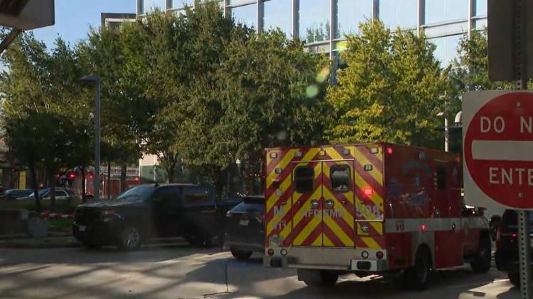 Envelope with suspicious powder sent to Sen. Ted Cruz's Houston office, sources say — KENS 5 (San Antonio), Hopkins Business news