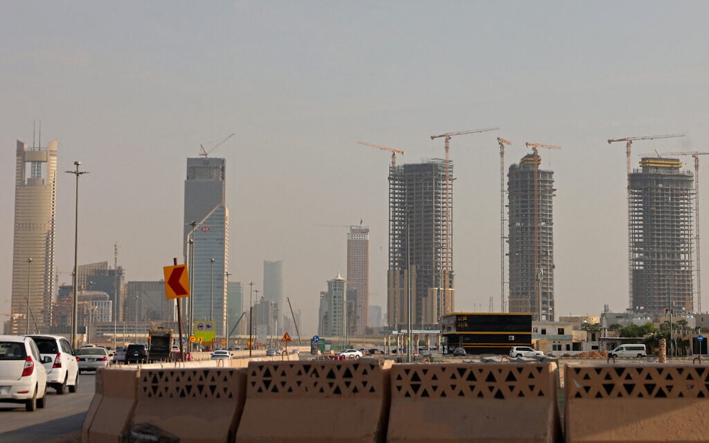 US airlines warned to exercise caution in Saudi airspace after 2nd deadly airport attack — Times of Israel, Hopkins Technology news