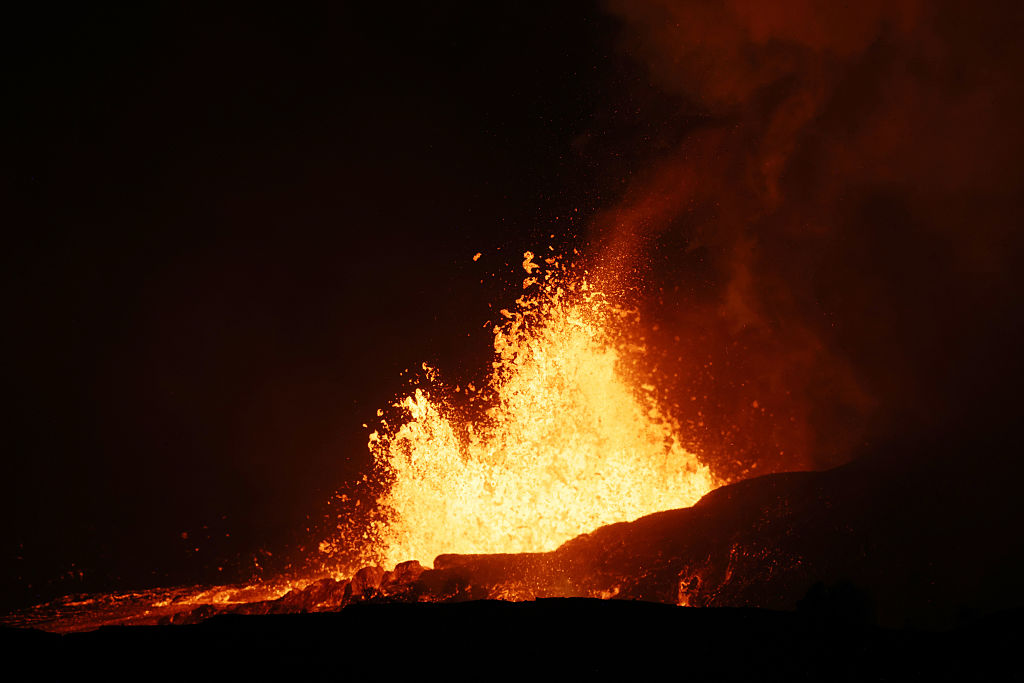 Kīlauea volcano activity prompts trail closures at popular Hawaii national park — FOX 9, Hopkins Schools news